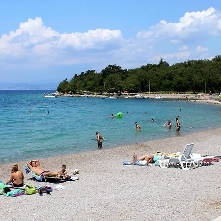 Studio 5458a Njivice